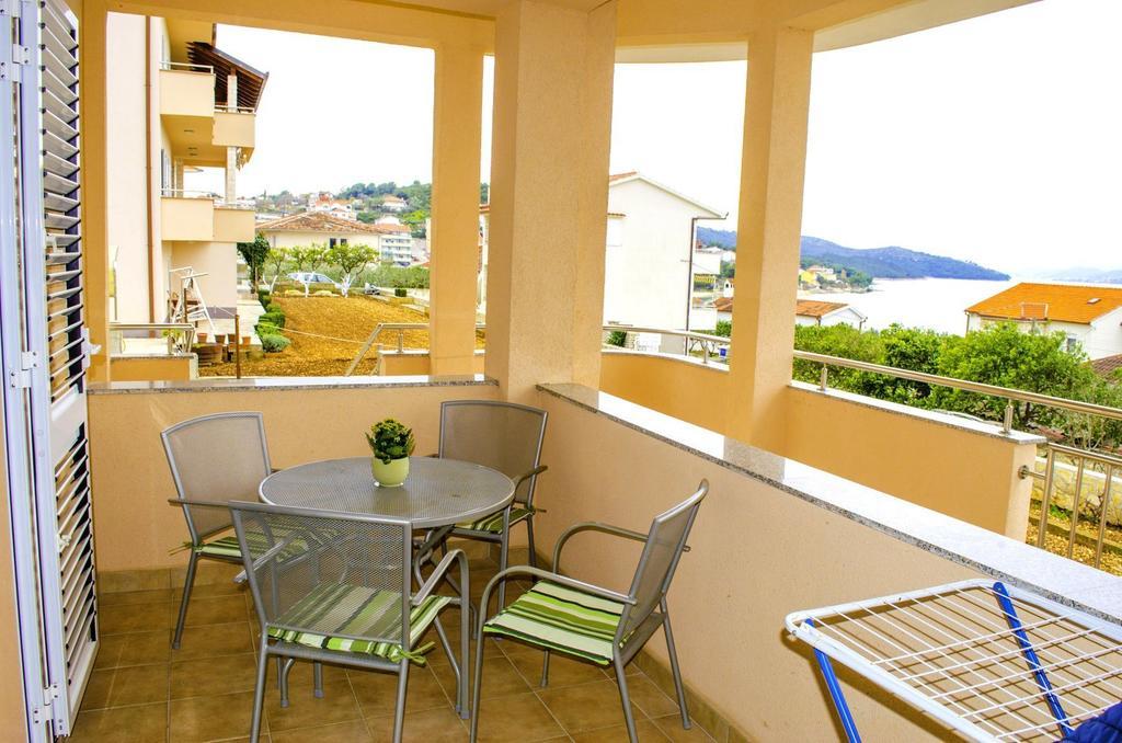 Apartments Zlatka Trogir Room photo