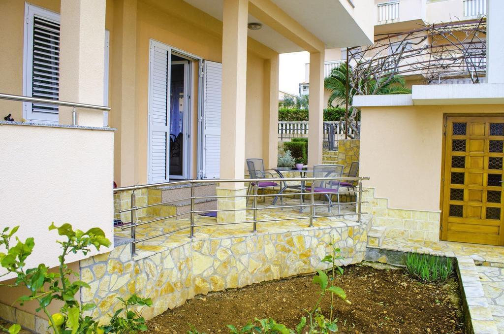 Apartments Zlatka Trogir Exterior photo