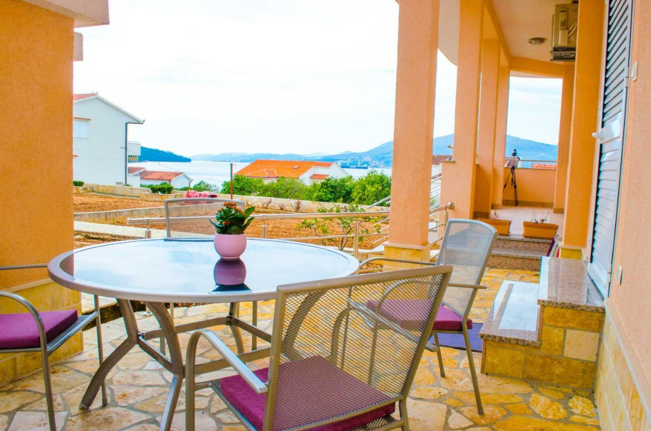 Apartments Zlatka Trogir Exterior photo